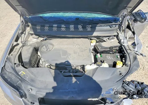 2019 Jeep Cherokee Latitude Plus z USA, uszkodzony, nr VIN 1C4PJMLX3KD102559